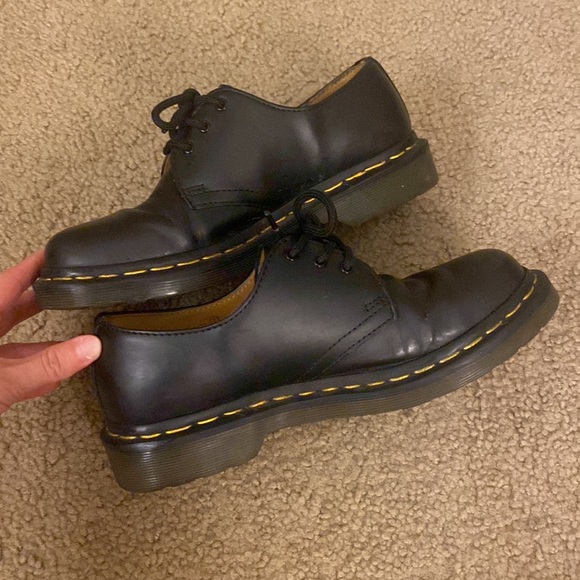 Dr. Martens - Picture 4 of 5